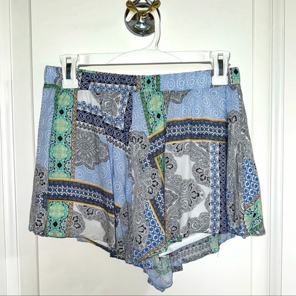 Altar’d state matching set, boho, shorts and top, size small - Picture 5 of 7